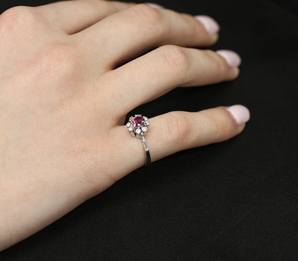 Fine 0.67ct Vivid Pink Sapphire & 0.20ct Diamond Platinum Halo Ring Size 5