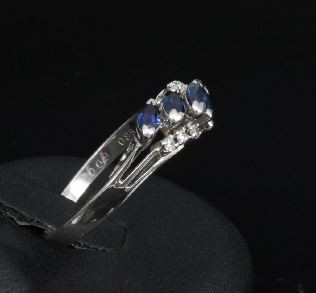 Estate 0.85ct Royal Blue Sapphire & 0.09ct Diamond Platinum Ring, Size 6.75
