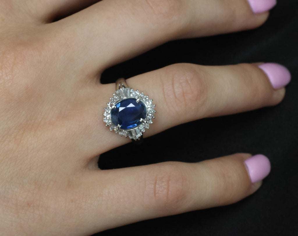 Fine 3.07ct GIA Blue Sapphire & 0.75ct Diamond Platinum Halo Ring, Size 6.75