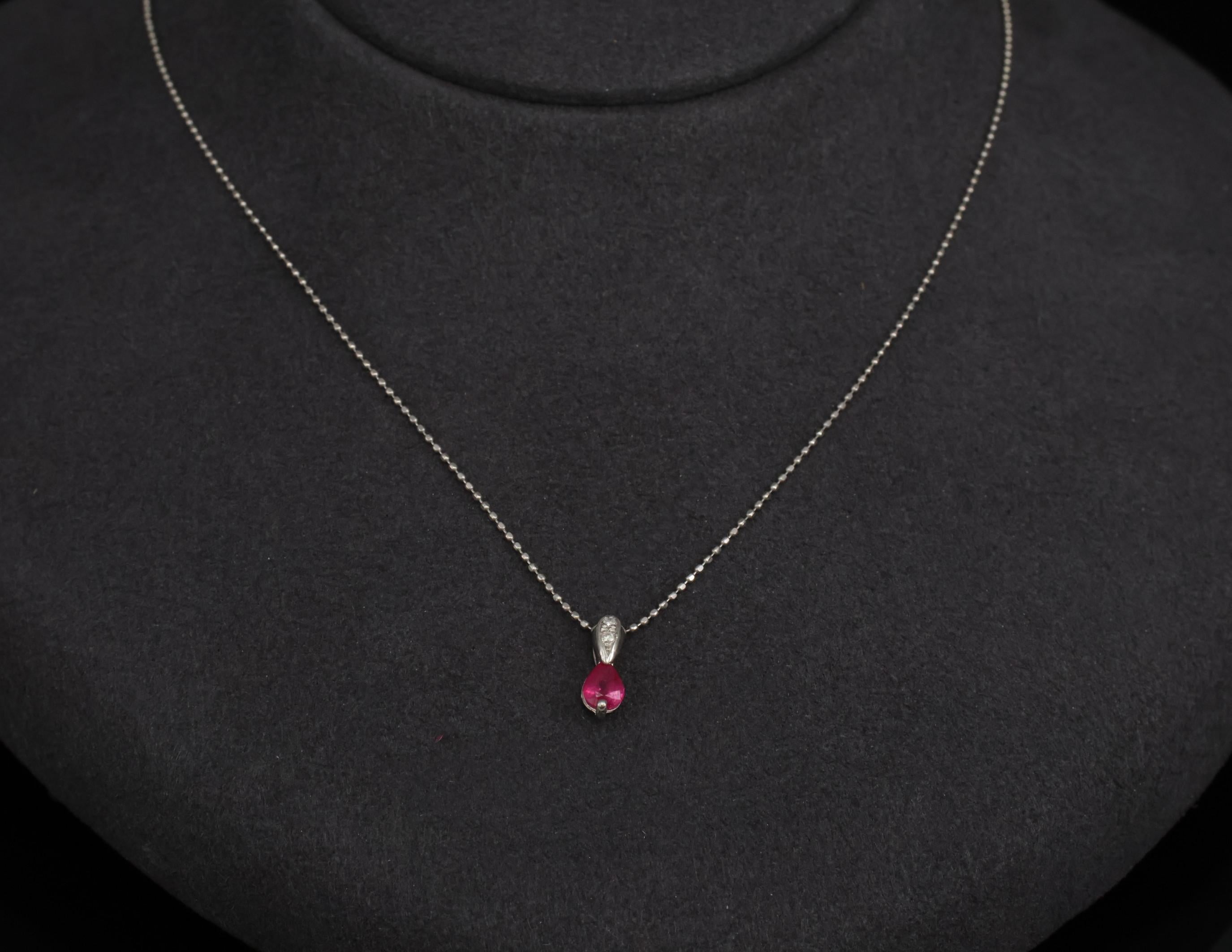 Vintage 0.25ct Ruby & 0.04ct Diamond 16 Inch Ball Chain Platinum Necklace, 2.22g