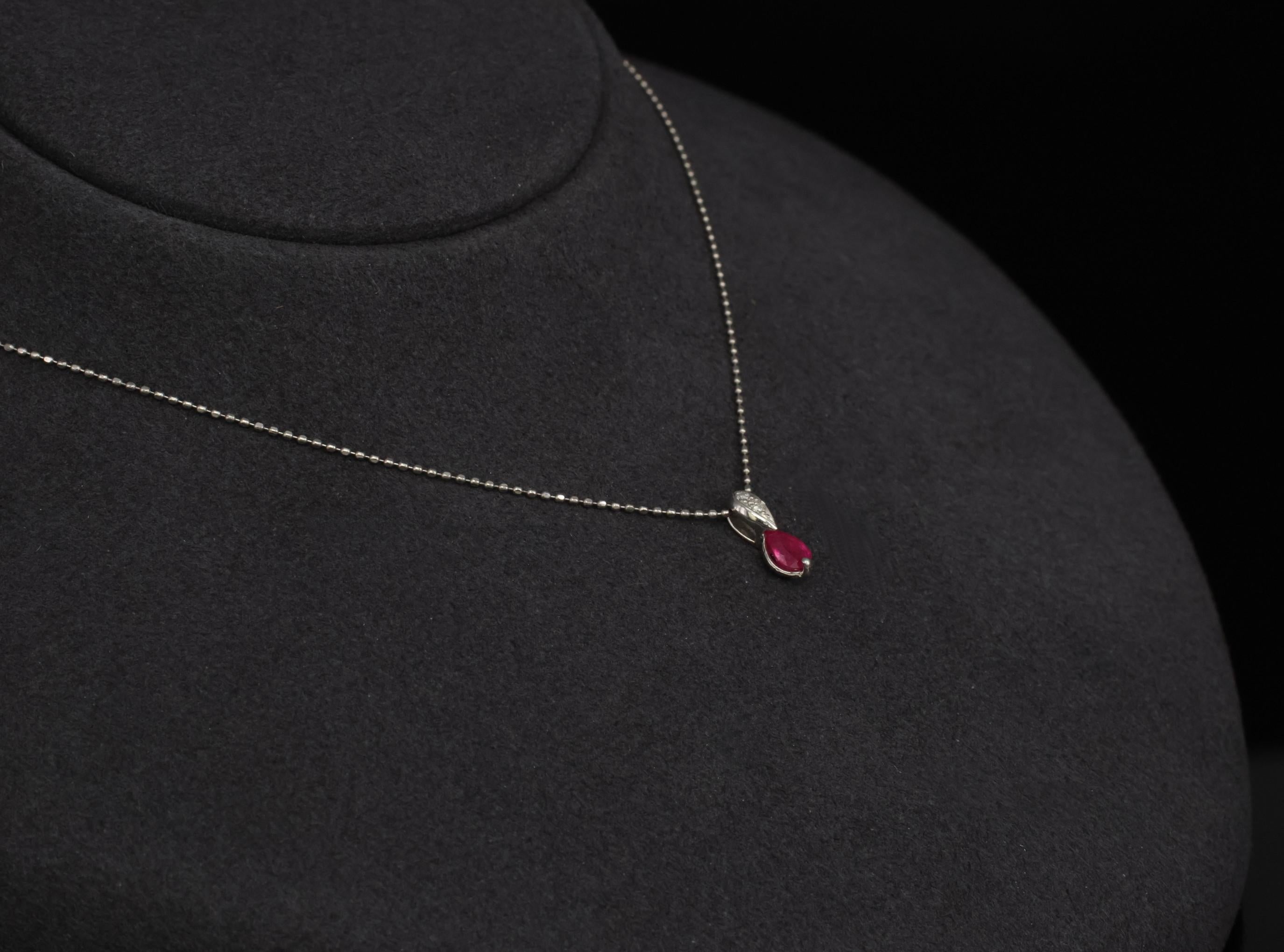 Vintage 0.25ct Ruby & 0.04ct Diamond 16 Inch Ball Chain Platinum Necklace, 2.22g