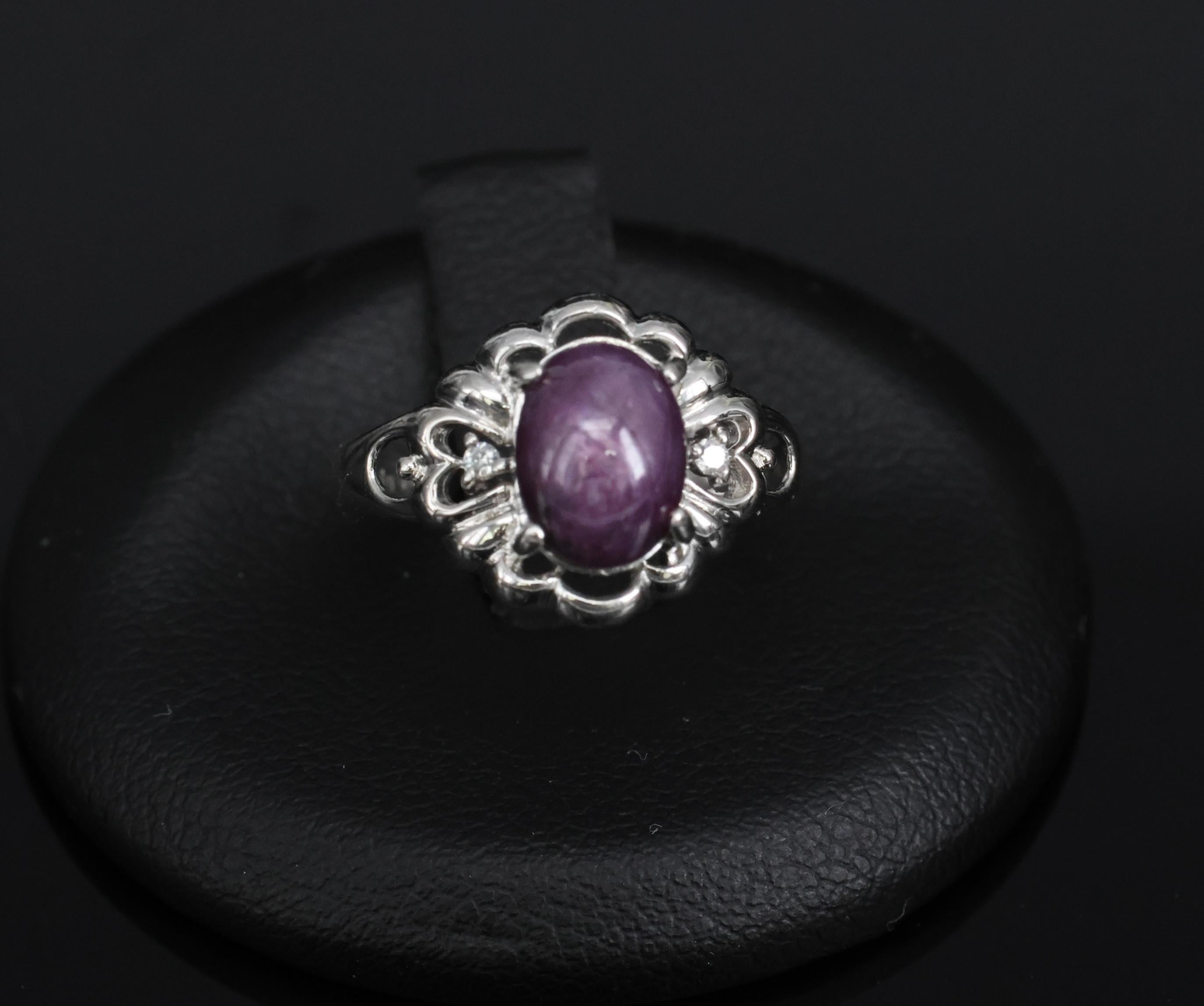 Vintage 2.10ct Natural Star Ruby & 0.02ct Diamond Platinum Ring Size 4.75, 3.0gr