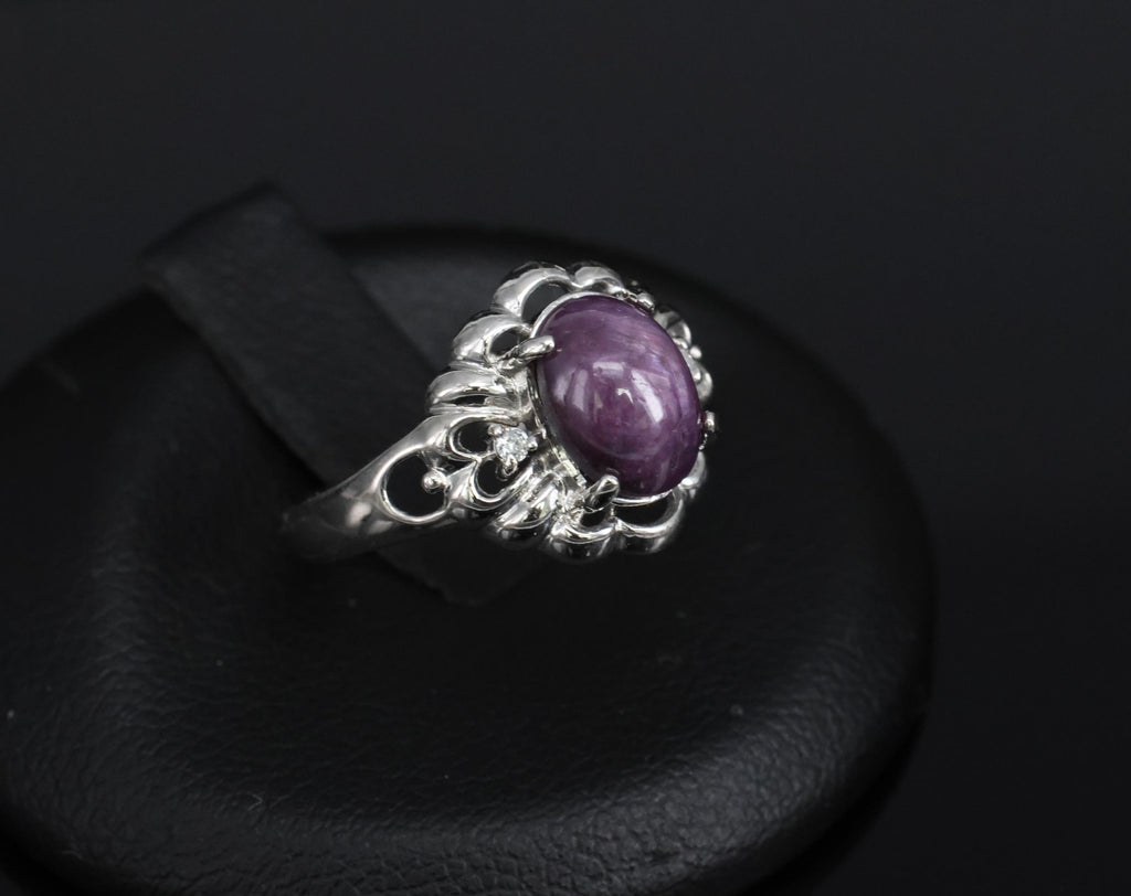 Vintage 2.10ct Natural Star Ruby & 0.02ct Diamond Platinum Ring Size 4.75, 3.0gr