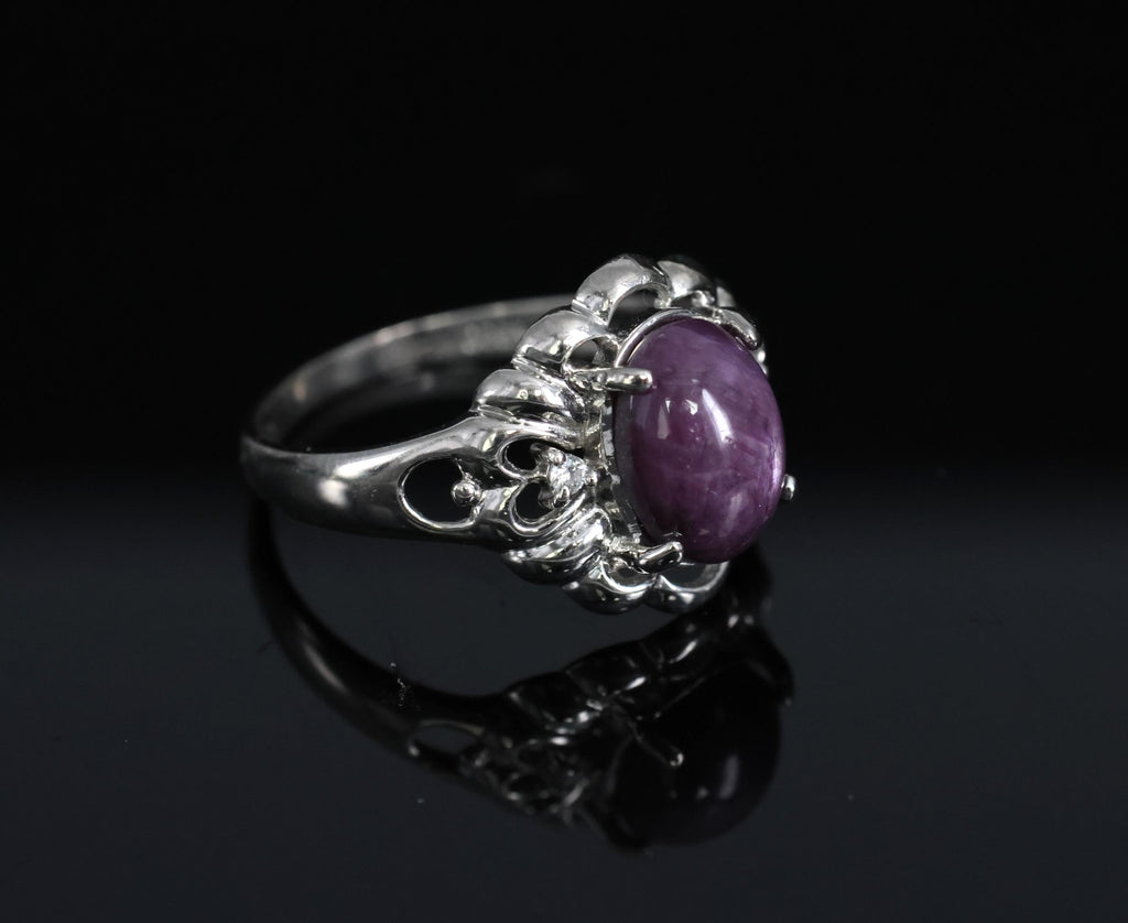Vintage 2.10ct Natural Star Ruby & 0.02ct Diamond Platinum Ring Size 4.75, 3.0gr