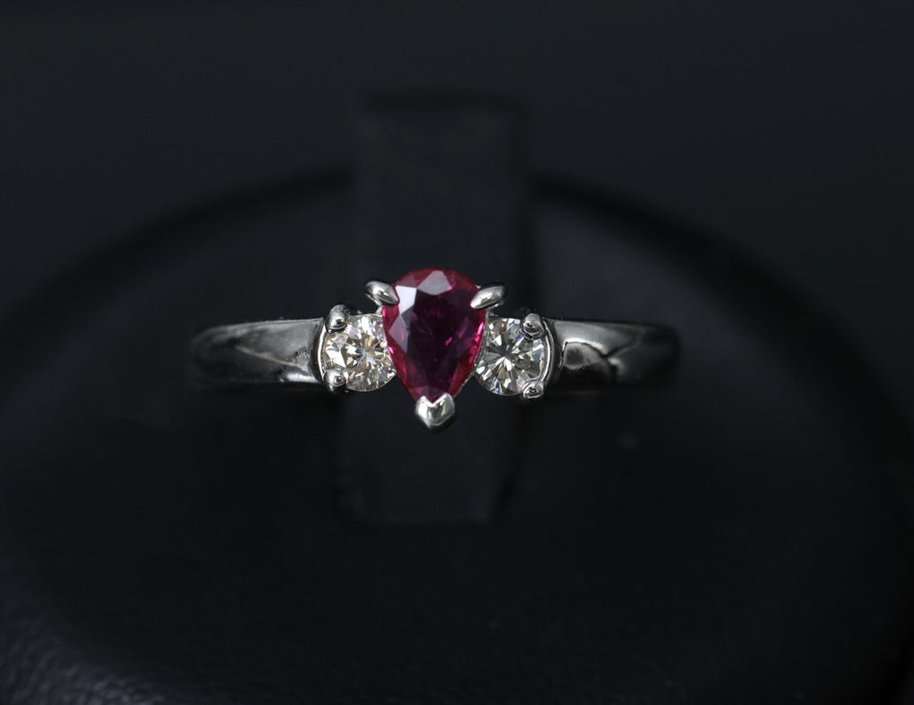 0.31ct Pear Shape Natural Ruby & 0.14ct Diamond Platinum Ring Size 6.25, 2.8g