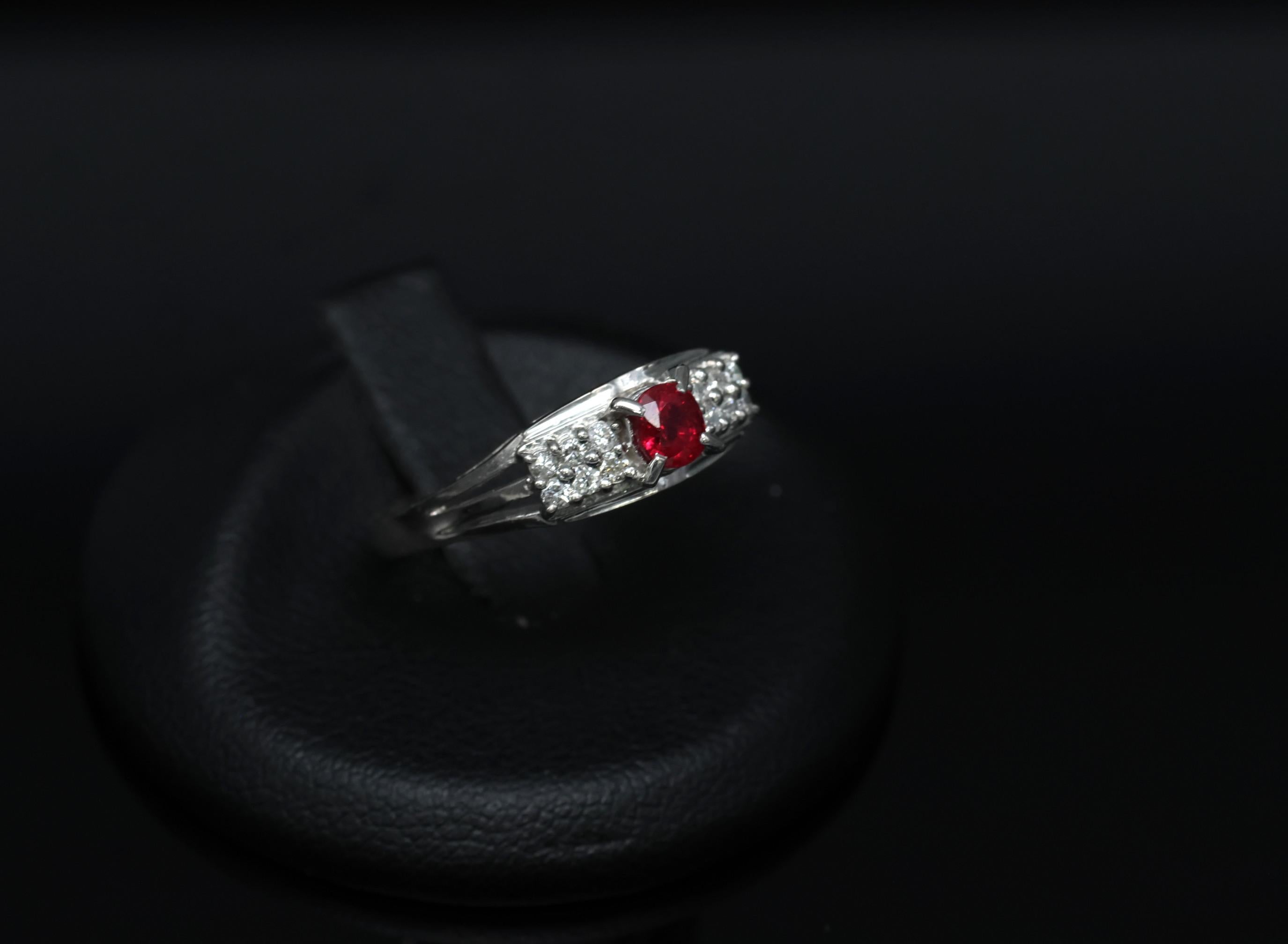 Vintage 0.40ct Vivid Red Ruby & 0.12ct Diamond Platinum Ring Size 6.75. 3.93g