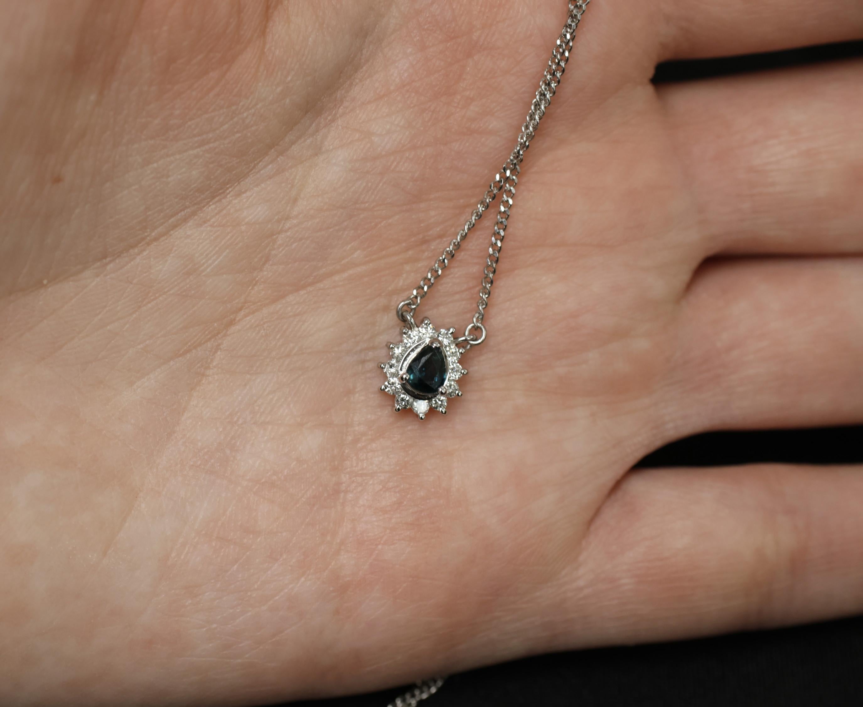 0.41ct Blue Green Sapphire & 0.20ct Diamond 16 inch Platinum Necklace, 4.37g