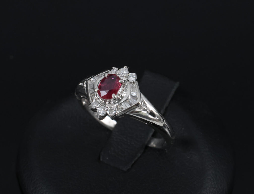 Vintage 0.35ct Intense Red Natural Ruby & 0.26ct Diamond Platinum Ring Size 7.25