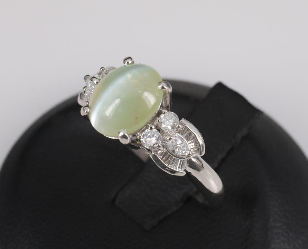Fine 3.04ct Green Chrysoberyl Cat's Eye & 0.48ct Diamond Platinum Ring, Size 7