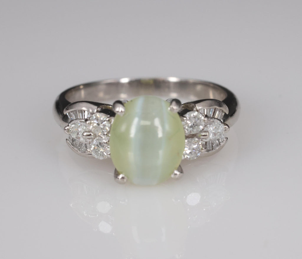 Fine 3.04ct Green Chrysoberyl Cat's Eye & 0.48ct Diamond Platinum Ring, Size 7