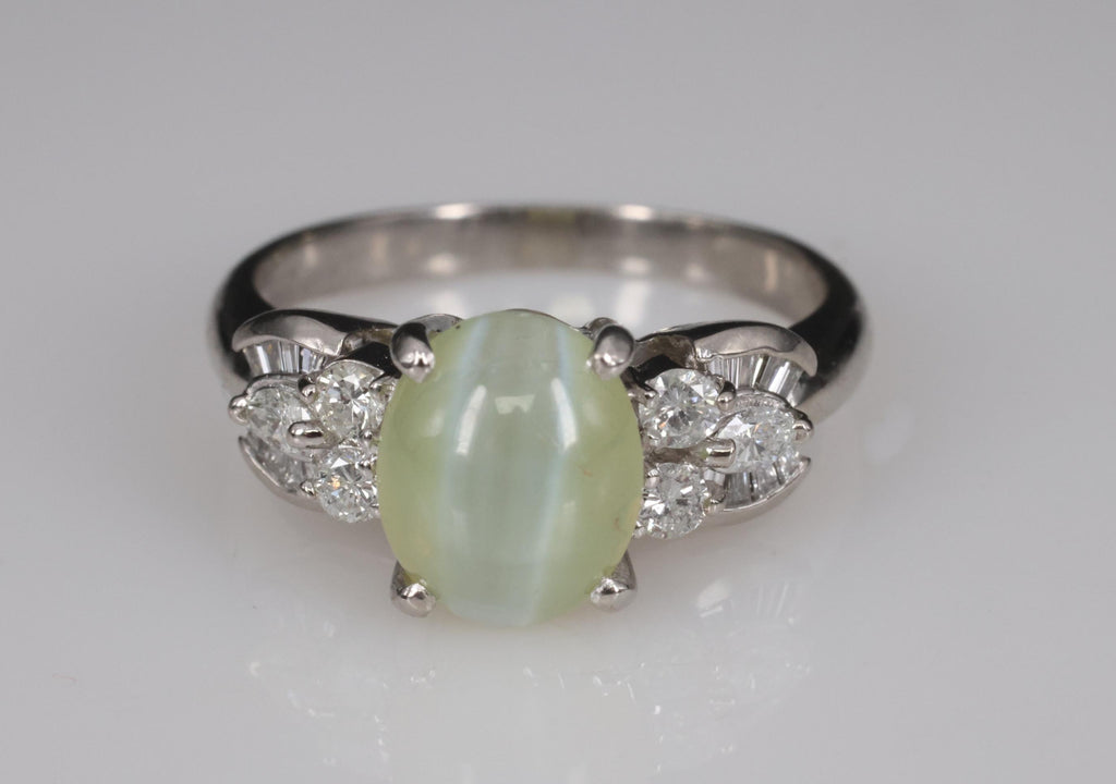 Fine 3.04ct Green Chrysoberyl Cat's Eye & 0.48ct Diamond Platinum Ring, Size 7