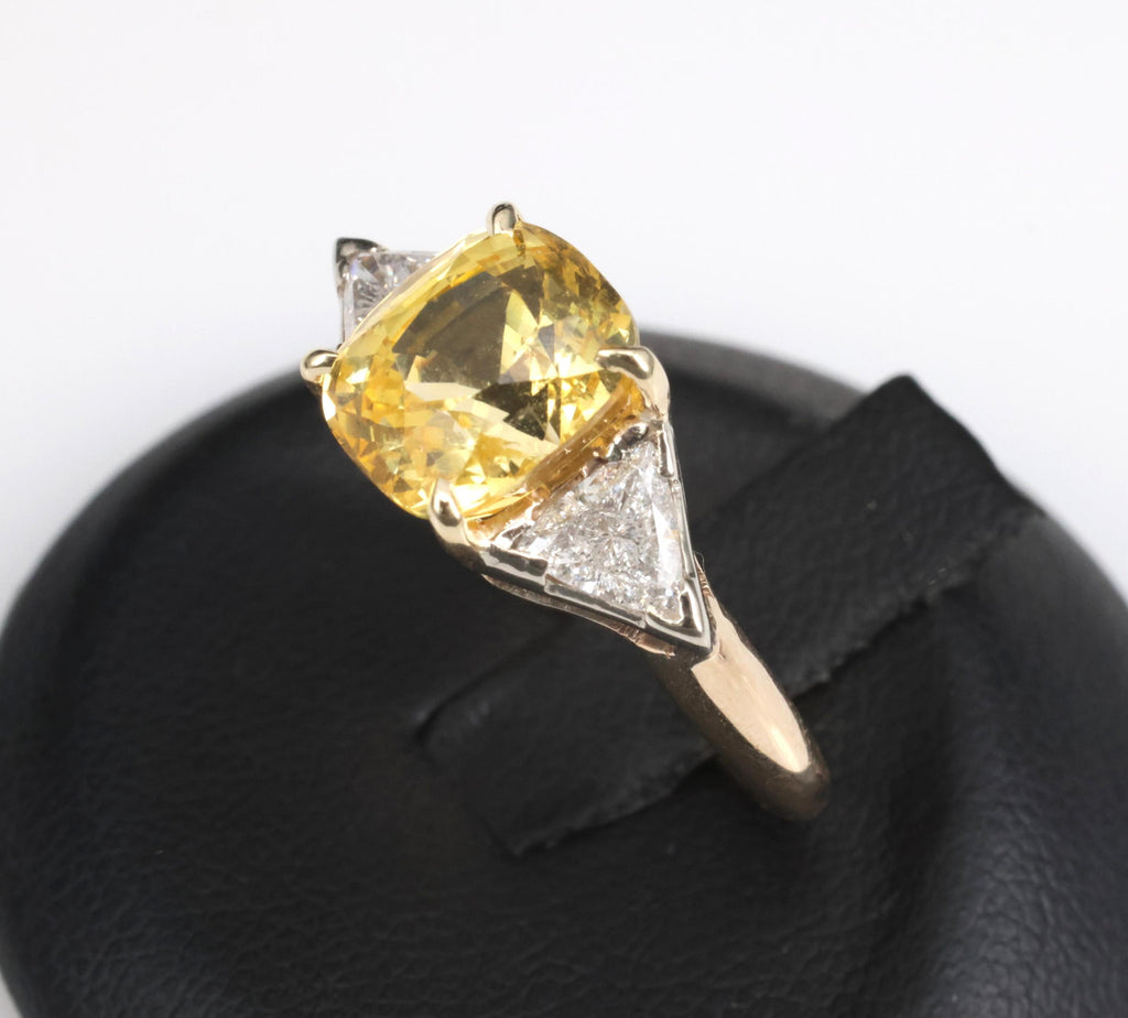4.52ct GIA Ceylon No Heat Yellow Sapphire & 0.50ct Diamond 18K Gold Ring, Size 8