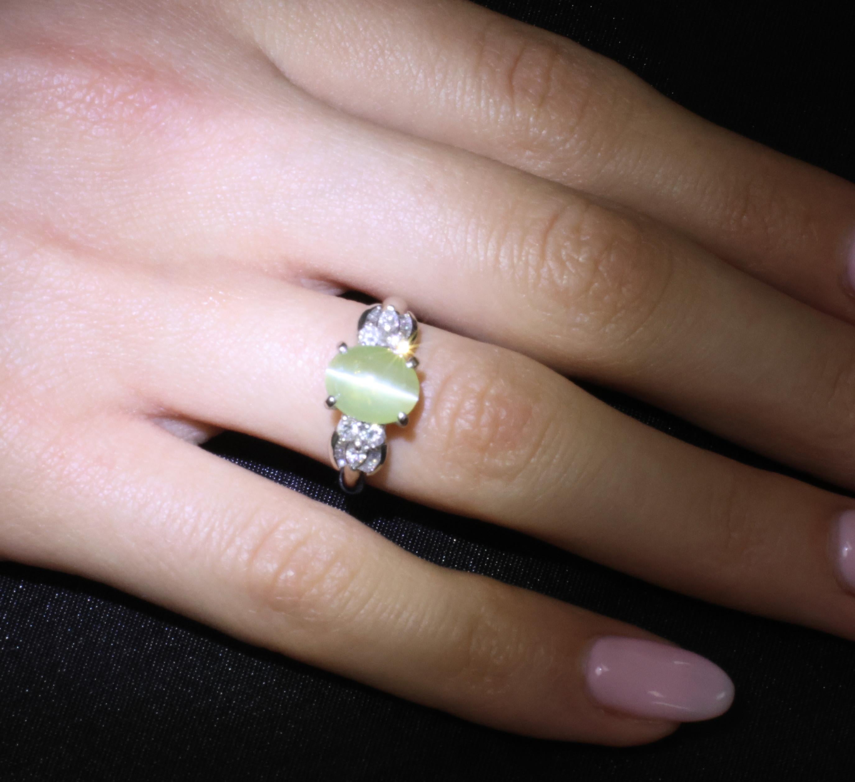 Fine 3.04ct Green Chrysoberyl Cat's Eye & 0.48ct Diamond Platinum Ring, Size 7