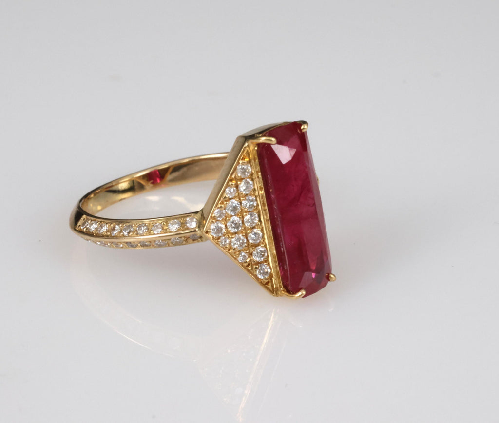 GIA Certified 3.79ct Step Cut Ruby 0.41ct Diamond 18K Yellow Gold Ring Size 7.5