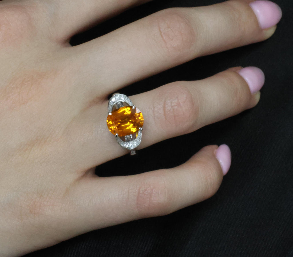 4.49ct GIA Vivid Orange Sapphire & 0.51ct Diamond Platinum Ring Size 6.5 8.1gr