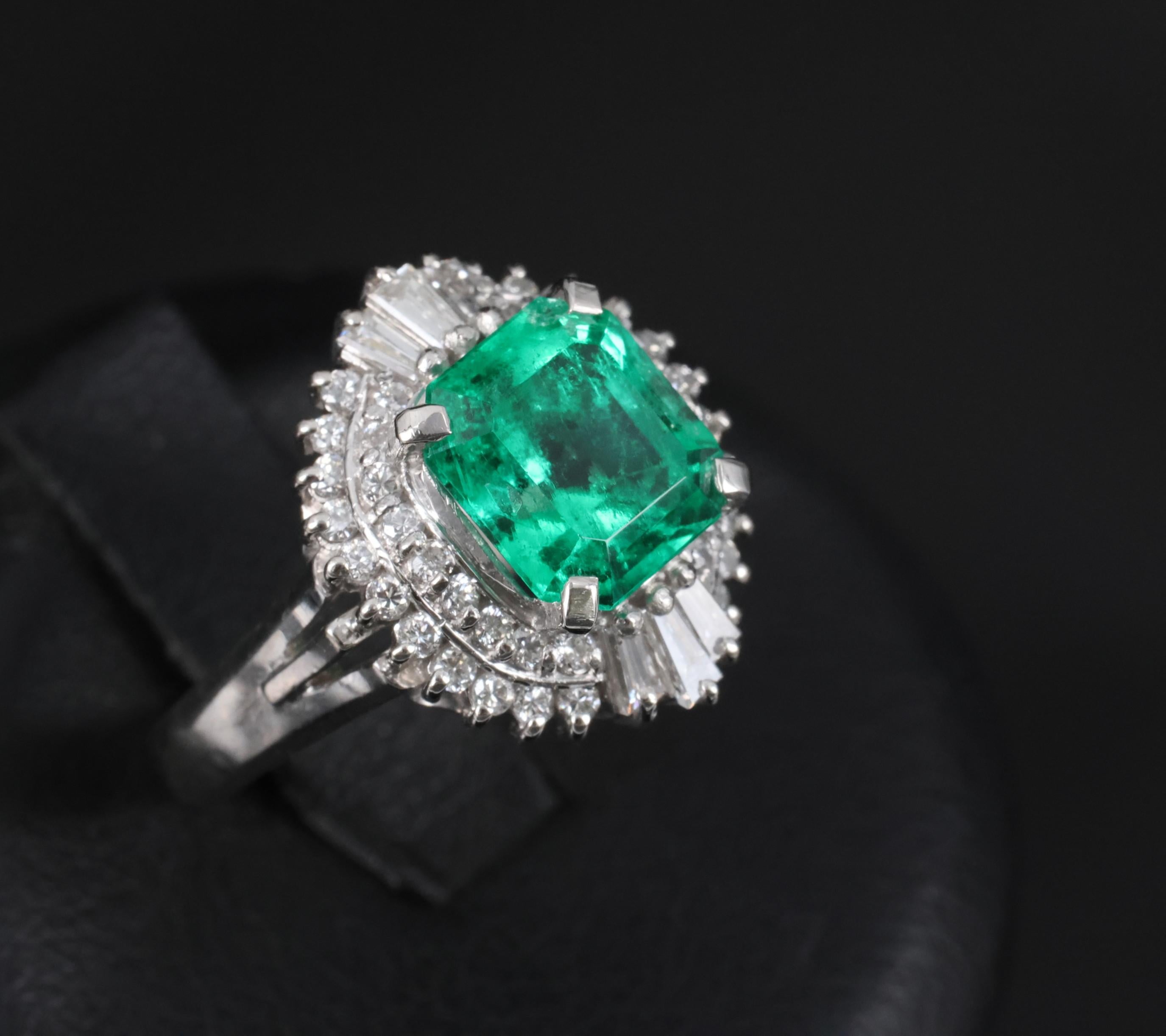 Rare 2.08ct GIA Colombian No Oil Emerald 0.51ct Diamond Platinum Ring Size 4.25