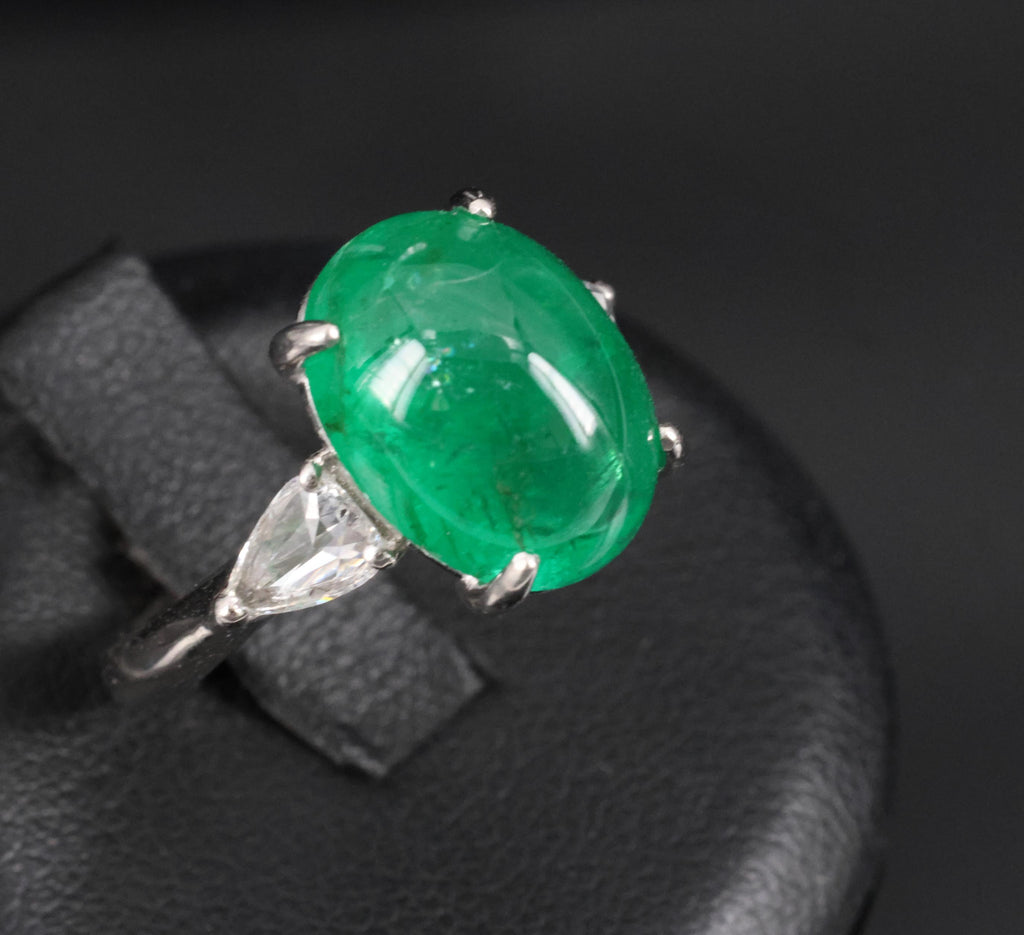 Fine 6.24ct Cabochon Cut Natural Emerald 0.46ct Diamond Platinum Ring Size 5.75