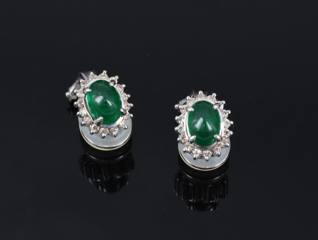 Fine 1.67ct Cabochon Emerald 0.32ct Diamond Platinum & White Gold Clip Earrings