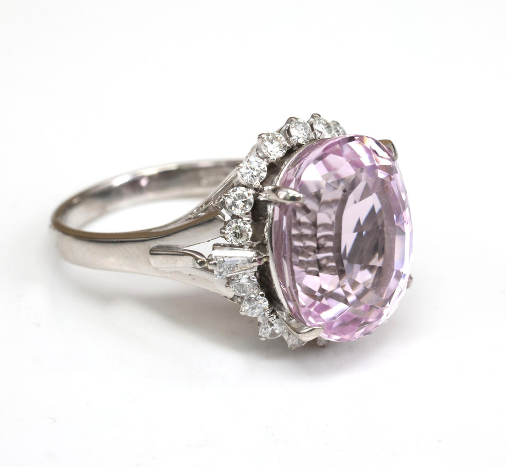 Exquisite 12.28ct Natural Kunzite & 0.64ct Diamond Platinum Ring, Size 6.25