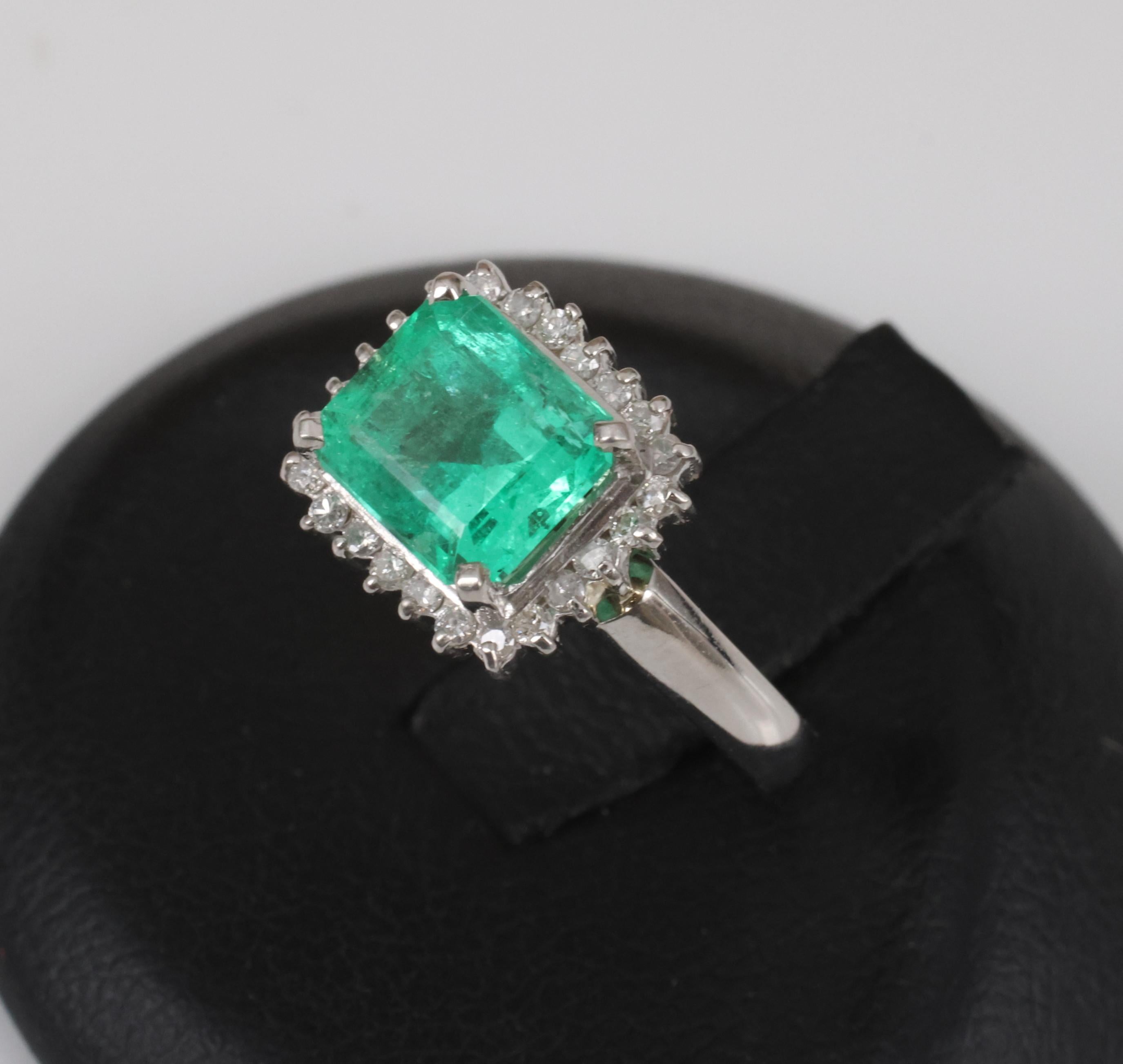 Fine 2.05ct GIA Natural Colombian Emerald 0.19ct Diamond Platinum Ring Size 4.5