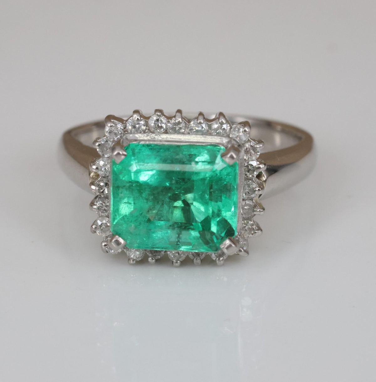 Fine 2.05ct GIA Natural Colombian Emerald 0.19ct Diamond Platinum Ring Size 4.5