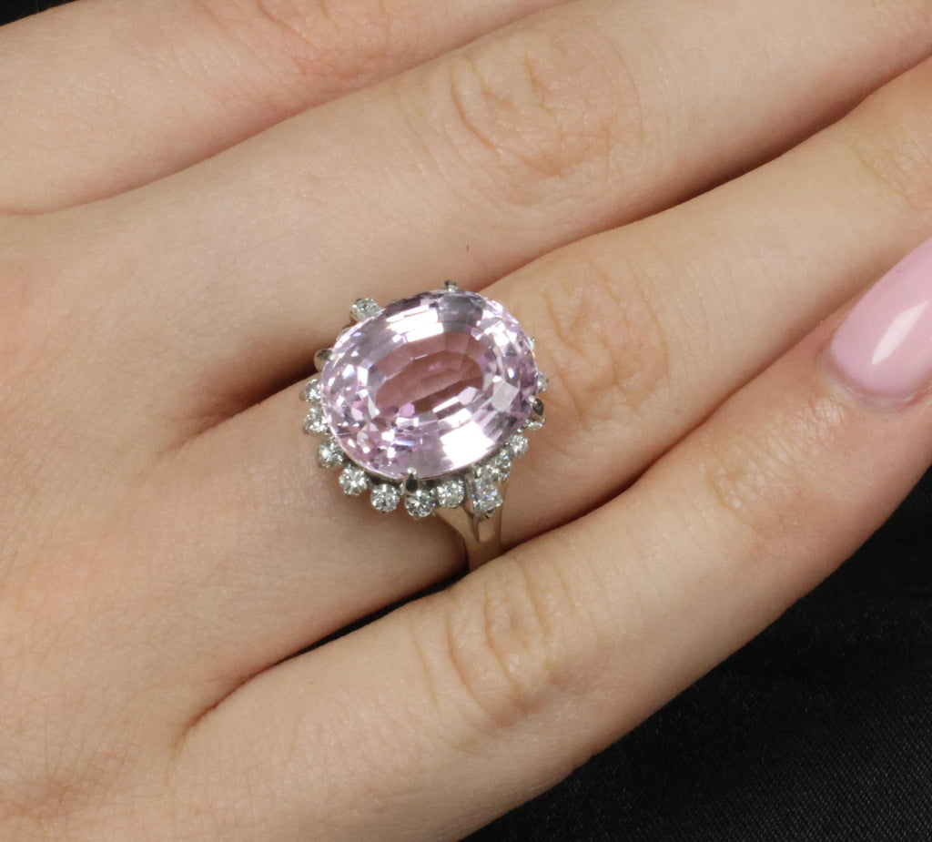 Exquisite 12.28ct Natural Kunzite & 0.64ct Diamond Platinum Ring, Size 6.25