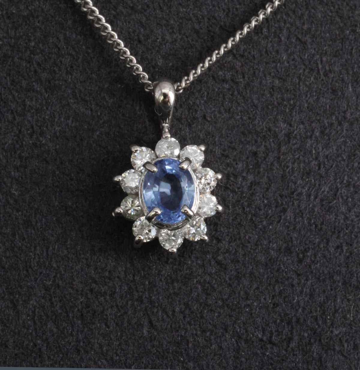 0.51ct Natural Cornflower Blue Sapphire & 0.27ct Diamond Halo Platinum Necklace