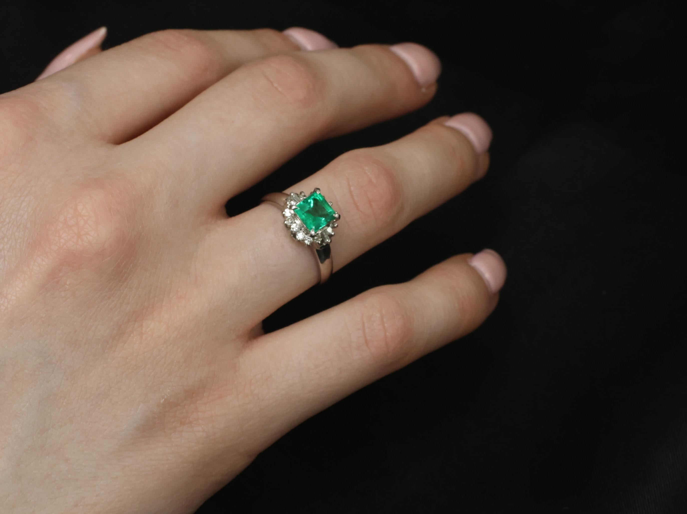 Fine 0.84ct GIA Colombian F1 Emerald & 0.30ct Diamond Platinum Ring Size 6.75