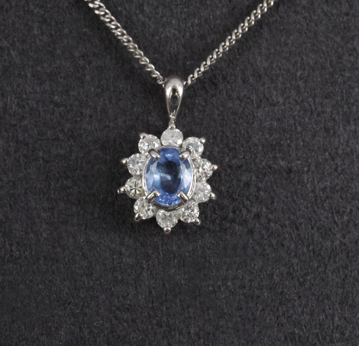 0.51ct Natural Cornflower Blue Sapphire & 0.27ct Diamond Halo Platinum Necklace