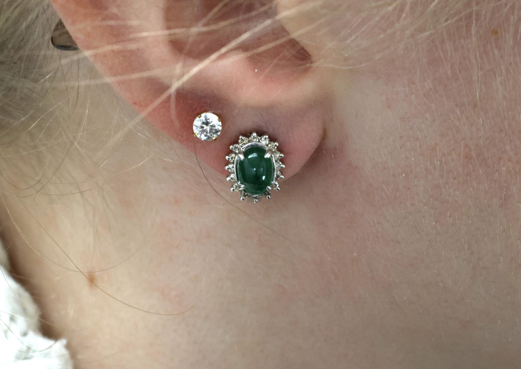 Fine 1.67ct Cabochon Emerald 0.32ct Diamond Platinum & White Gold Clip Earrings