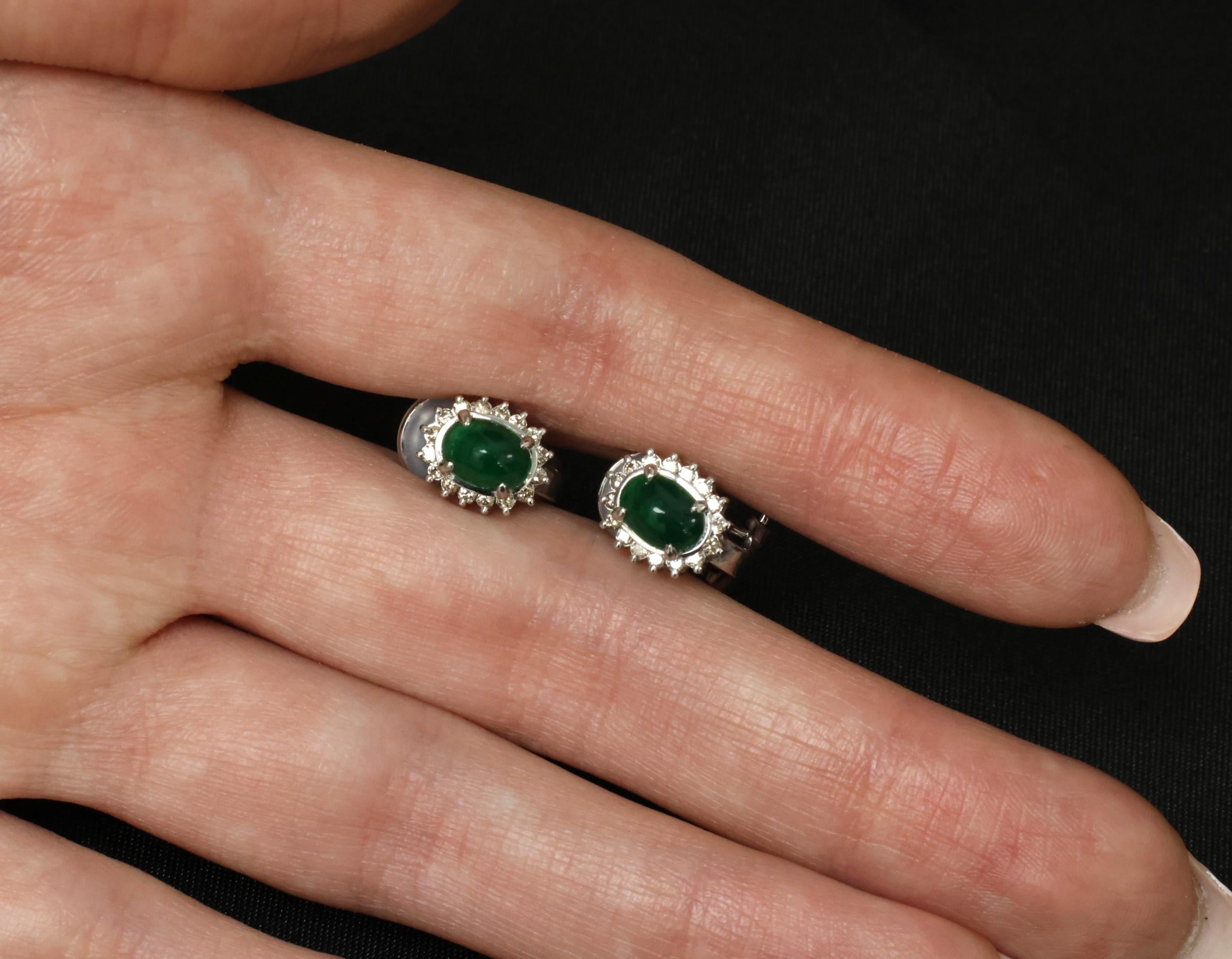 Fine 1.67ct Cabochon Emerald 0.32ct Diamond Platinum & White Gold Clip Earrings