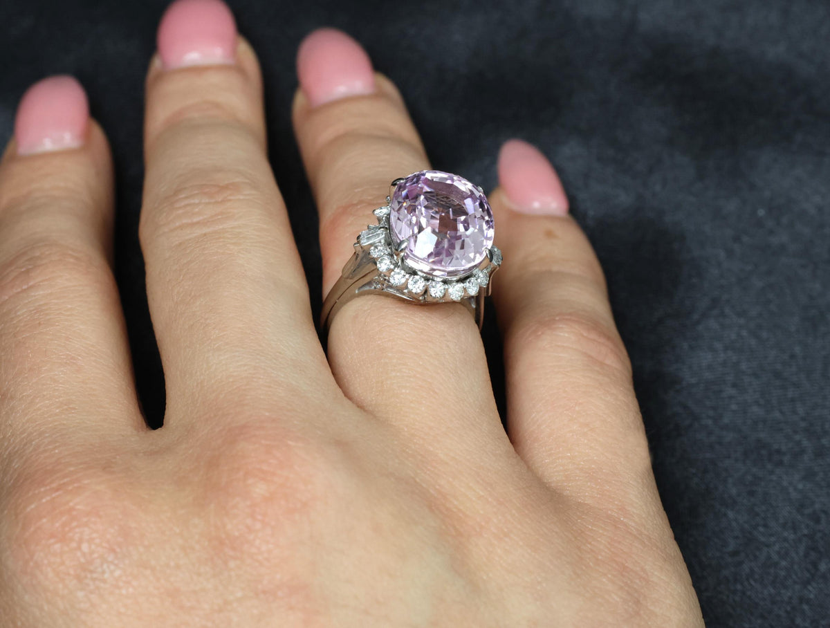 Exquisite 12.28ct Natural Kunzite & 0.64ct Diamond Platinum Ring, Size 6.25
