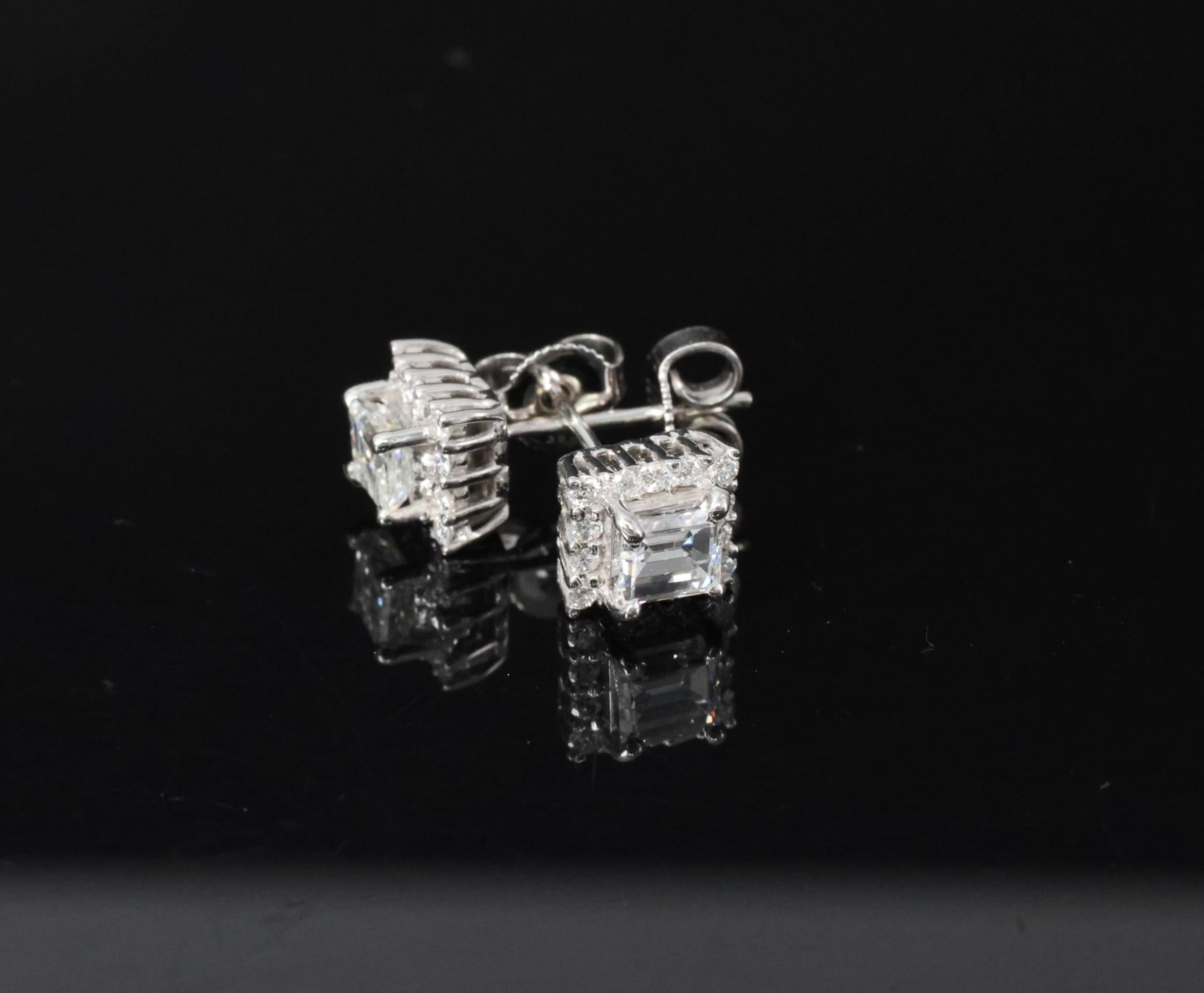 0.81ct DE/VS Emerald Cut & 0.28ct Rd Diamond 18K White Gold Stud Earrings
