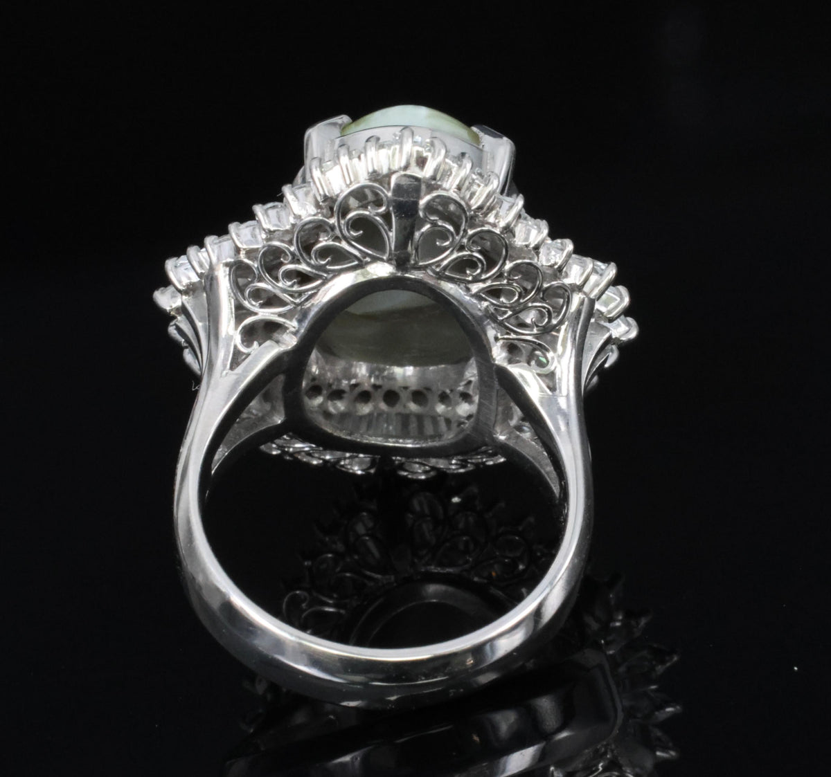 Fine 12.11ct Chrysoberyl Cat's Eye & 1.38ct Diamond Platinum Ring, Size 6