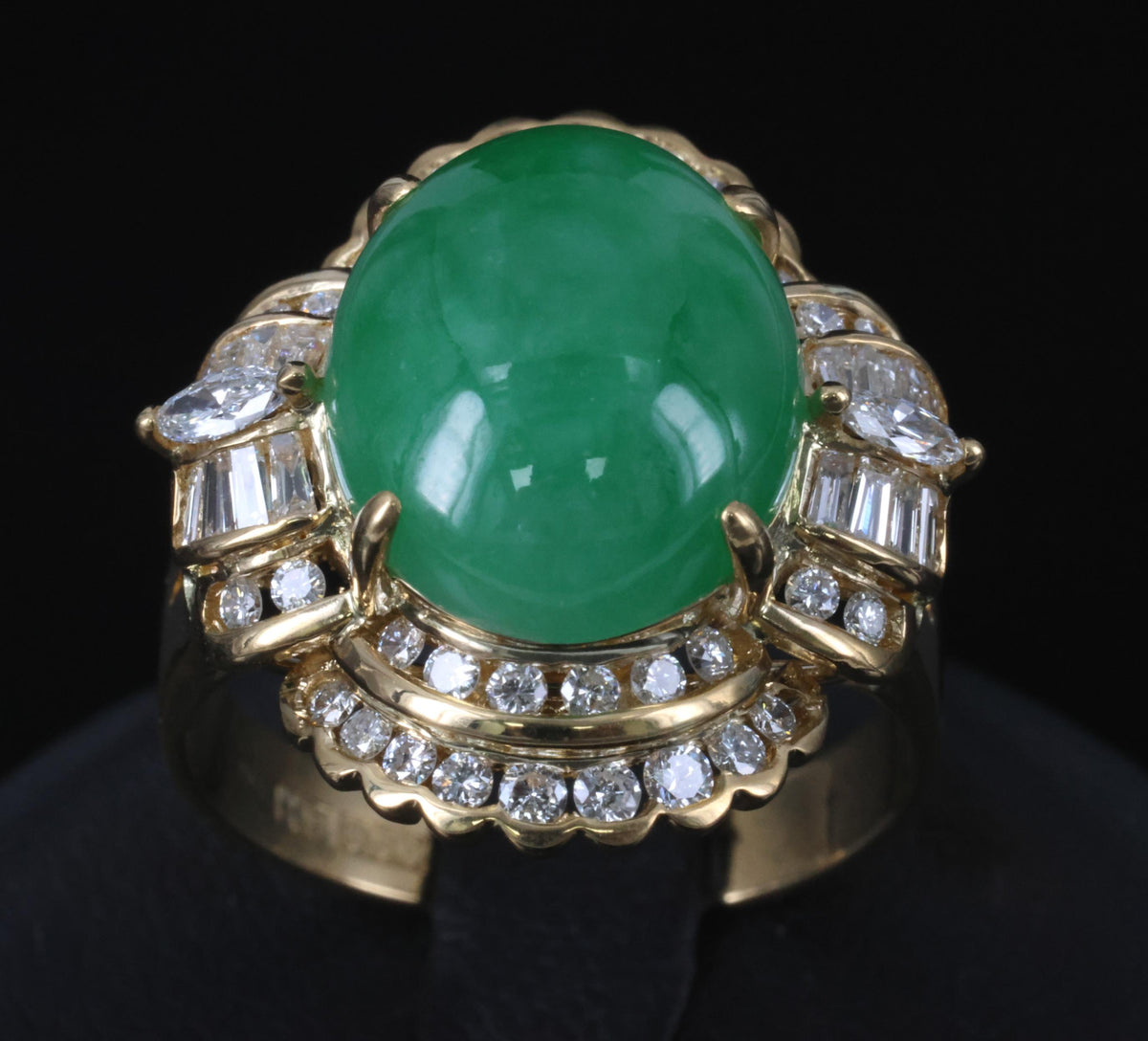 6.93ct Natural Green Jadeite Jade & 1.41ct Diamond 20K Yellow Gold Ring, Size 8