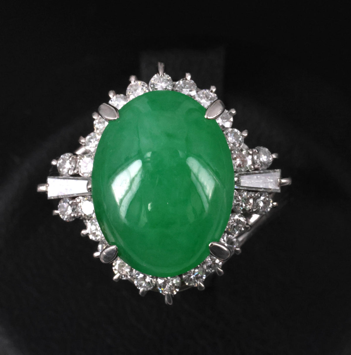 6.17ct Natural Apple Green Jadeite Jade & 0.64ct Diamond Platinum Ring, Size 6.5