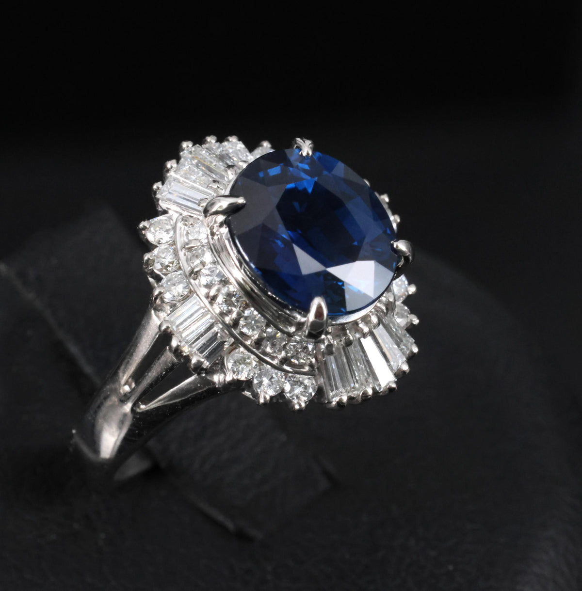 3.00ct GIA Natural Thai Blue Sapphire & 0.68ct Diamond Platinum Ring, Size 4.75