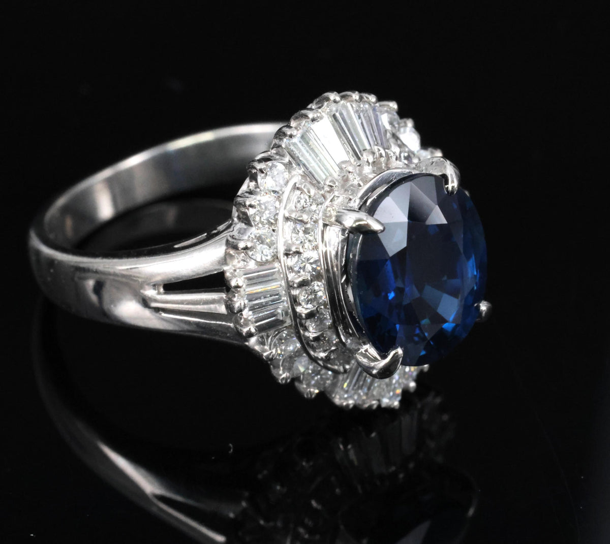 3.00ct GIA Natural Thai Blue Sapphire & 0.68ct Diamond Platinum Ring, Size 4.75