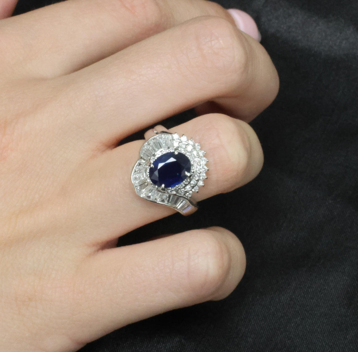 Vintage 2.16ct Royal Blue Sapphire & 1.42ct Diamond Platinum Ring, Size 5.75