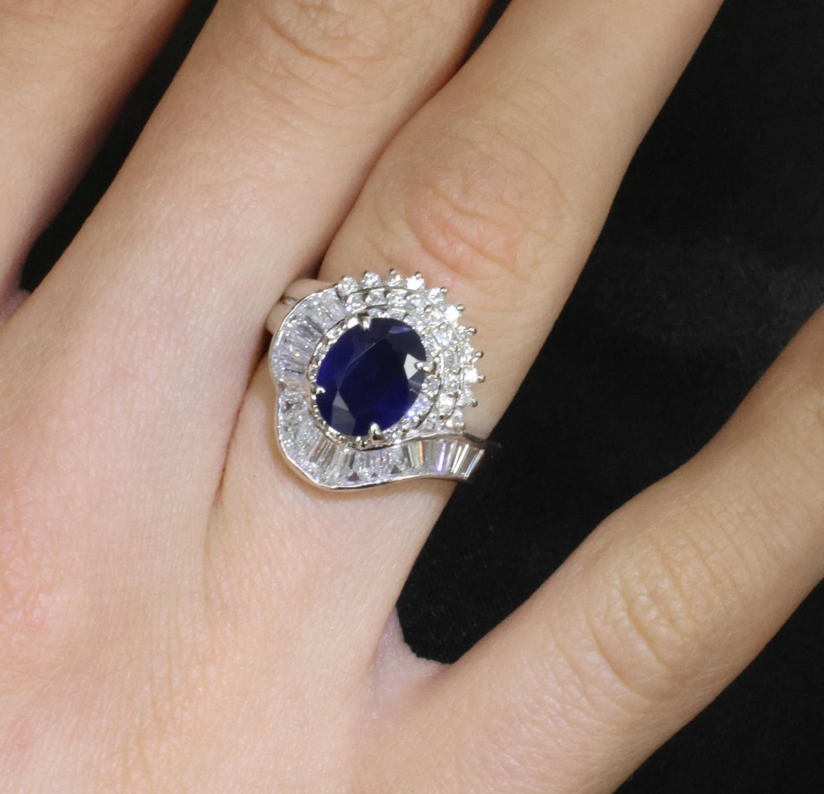 Vintage 2.16ct Royal Blue Sapphire & 1.42ct Diamond Platinum Ring, Size 5.75