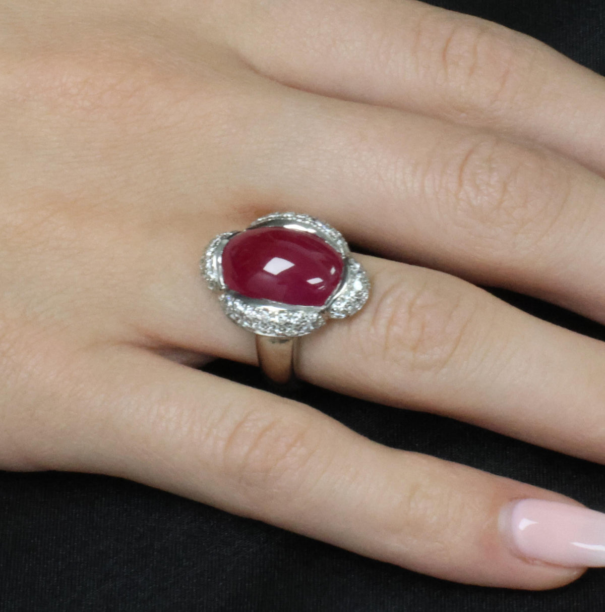 Fine 10.02ct Cabochon Cut Natural Ruby & 0.72ct Diamond Platinum Ring, Size 5.75