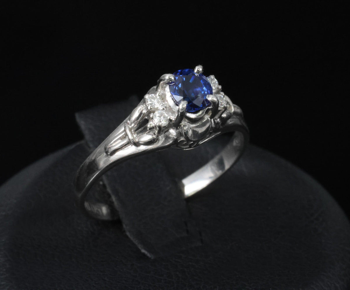 Fine 0.54ct Natural Royal Blue Sapphire & 0.18ct Diamond Platinum Ring Size 6.25