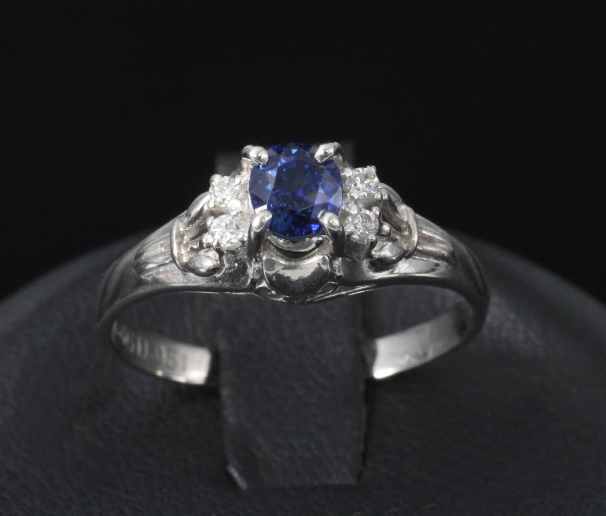 Fine 0.54ct Natural Royal Blue Sapphire & 0.18ct Diamond Platinum Ring Size 6.25