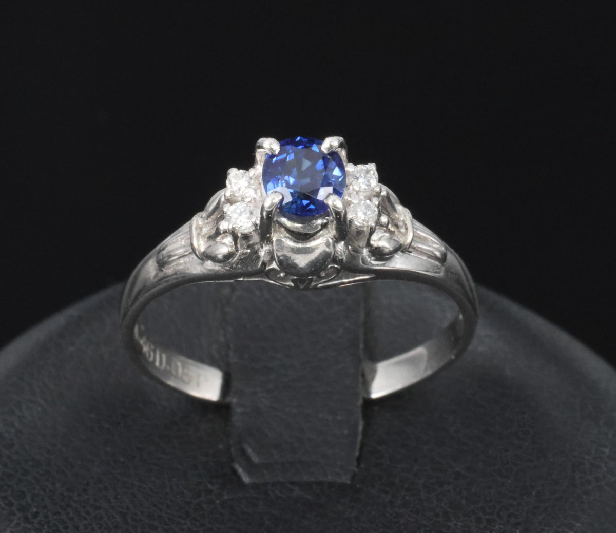 Fine 0.54ct Natural Royal Blue Sapphire & 0.18ct Diamond Platinum Ring Size 6.25