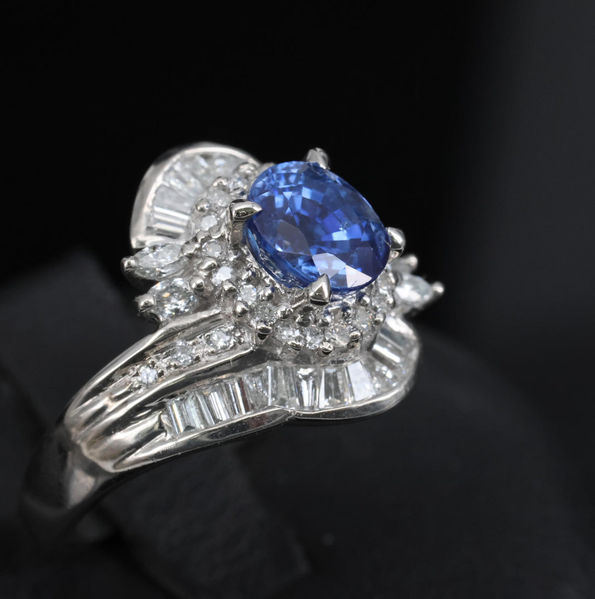 1.71ct Natural Cornflower Blue Sapphire & 0.74ct Diamond Platinum Ring Size 6.25