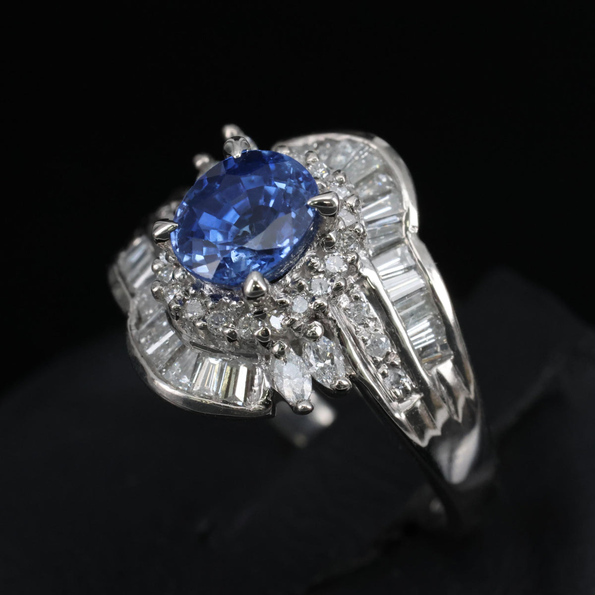 1.71ct Natural Cornflower Blue Sapphire & 0.74ct Diamond Platinum Ring Size 6.25