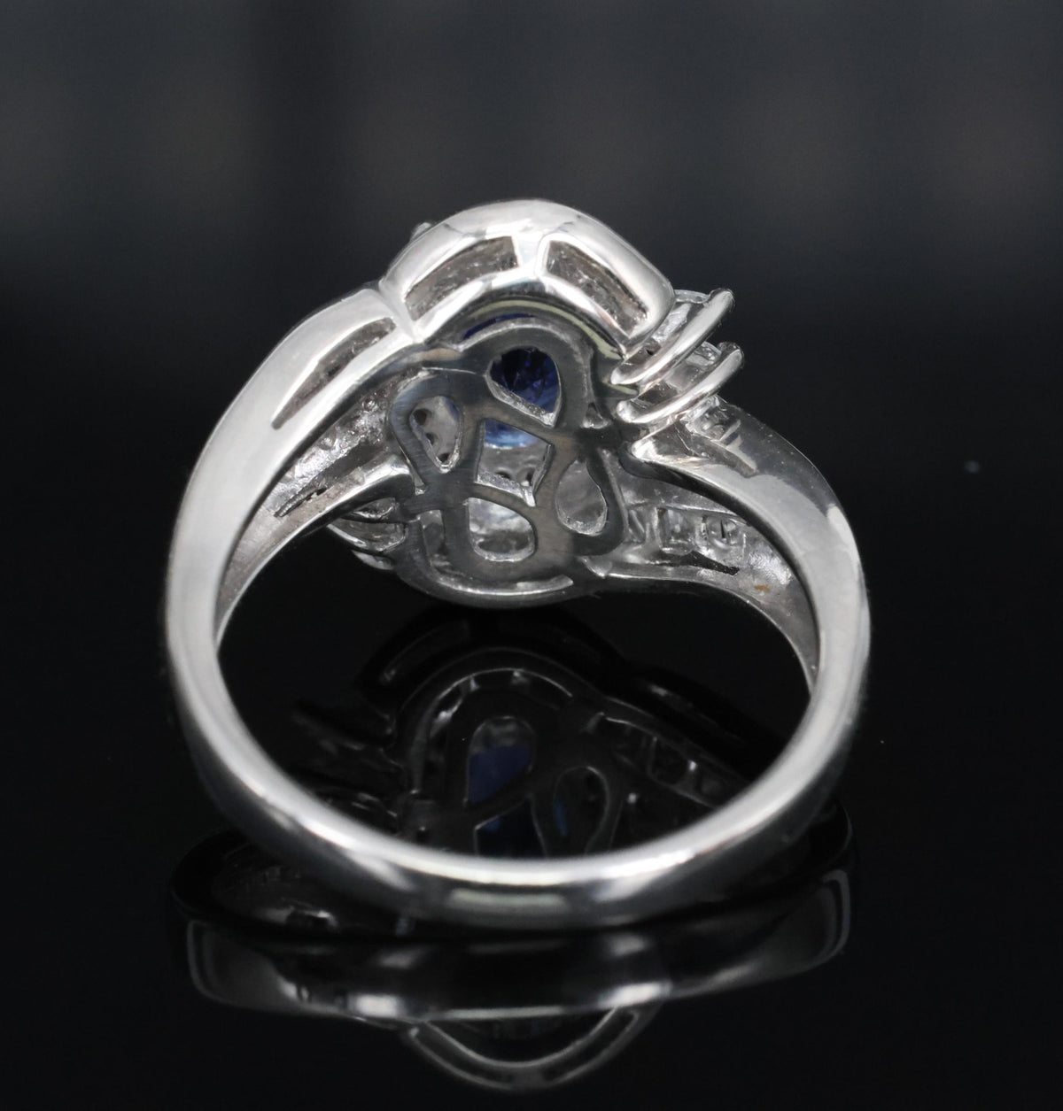 1.71ct Natural Cornflower Blue Sapphire & 0.74ct Diamond Platinum Ring Size 6.25