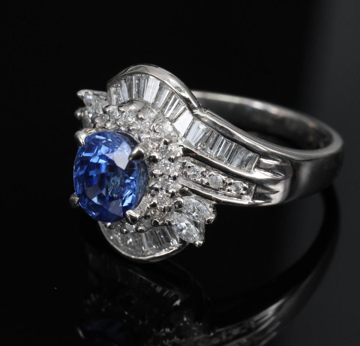 1.71ct Natural Cornflower Blue Sapphire & 0.74ct Diamond Platinum Ring Size 6.25
