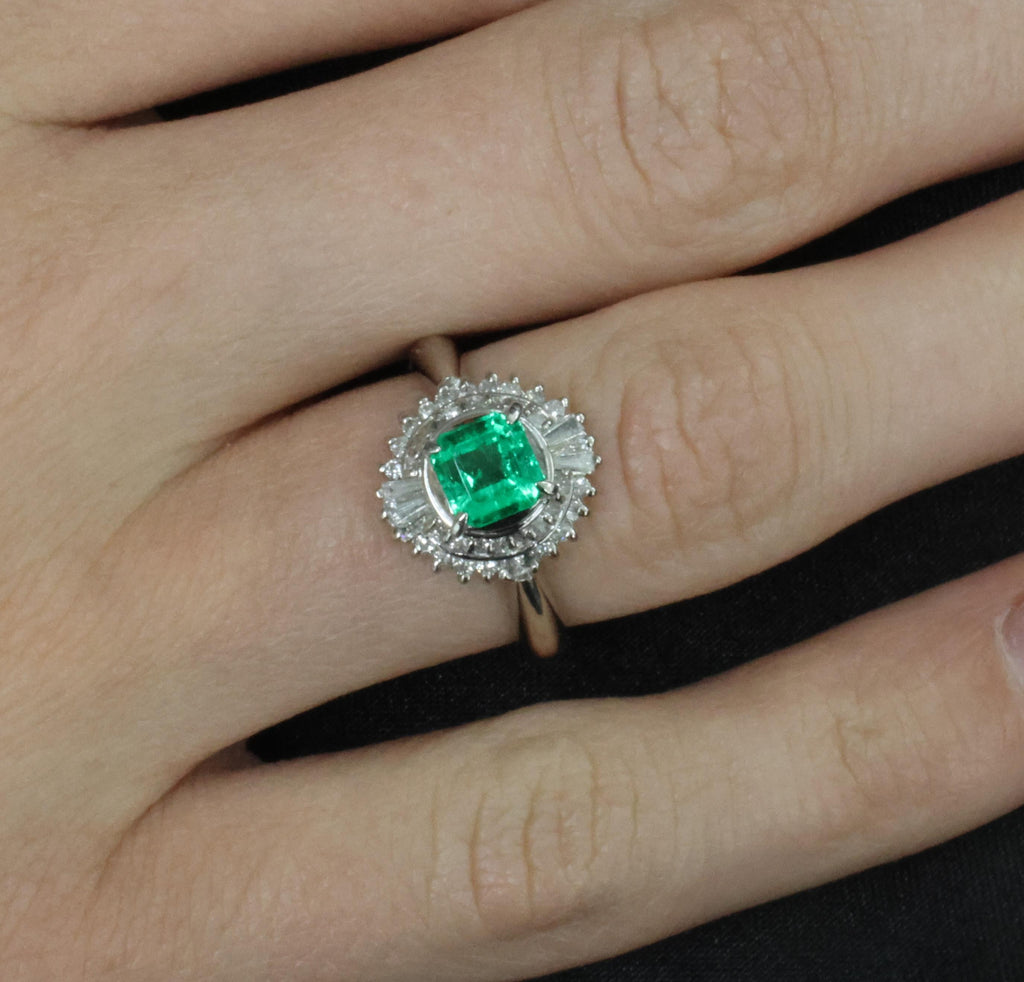 0.94ct GIA Natural Colombian Emerald & 0.39ct Diamond Platinum Ring, Size 6