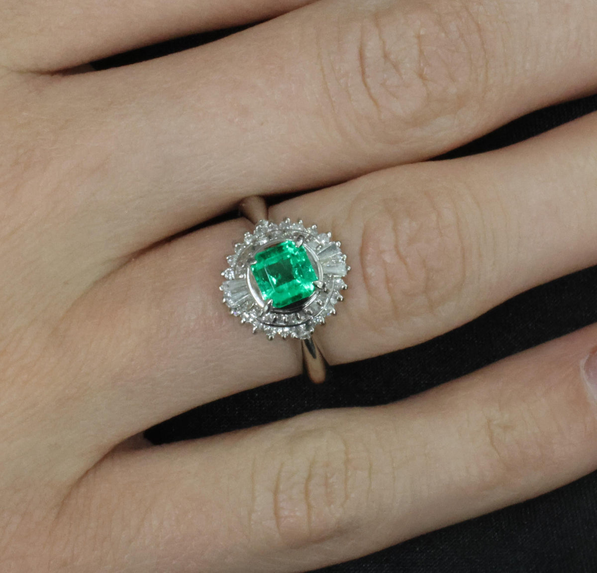 0.94ct GIA Natural Colombian Emerald & 0.39ct Diamond Platinum Ring, Size 6